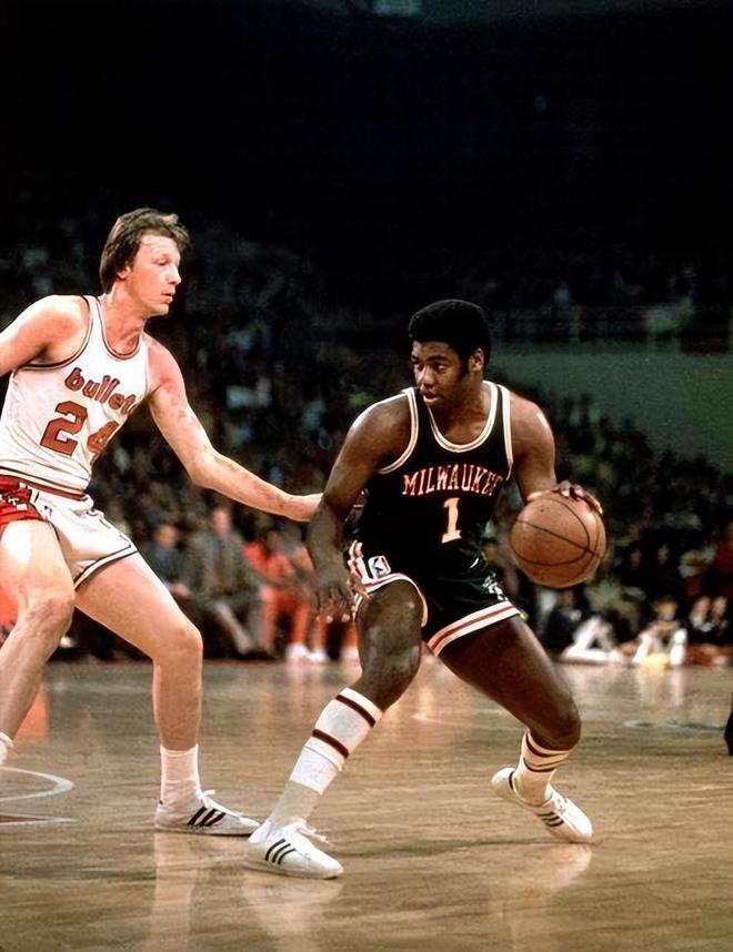 坚韧不拔的 坚韧不拔的