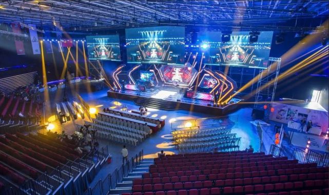 员和企业家 员和企业家